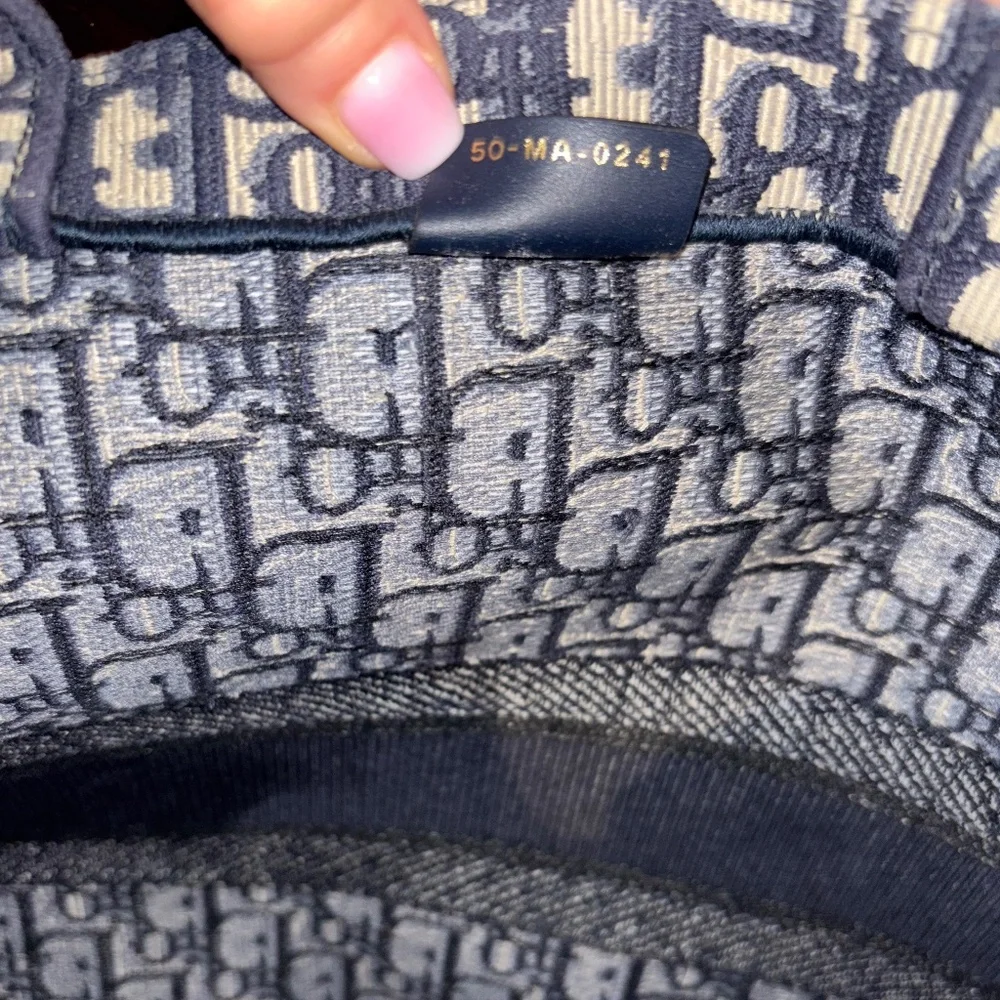 Christian Dior Large Book Tote - Picture 2 of 14